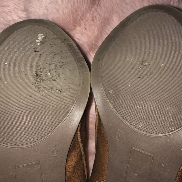 Shoes - Picture 3 of 3